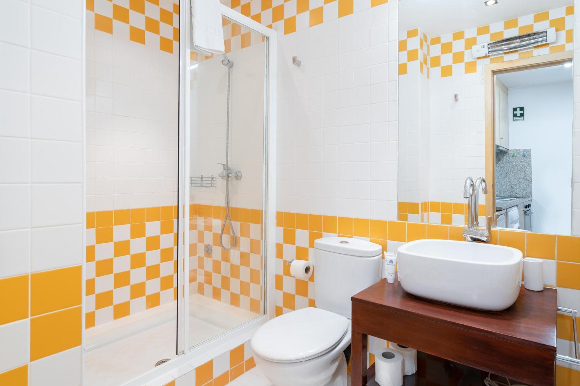 Host Wise - Modern Studios With Terrace - Walk Everywhere OOporto Habitación foto